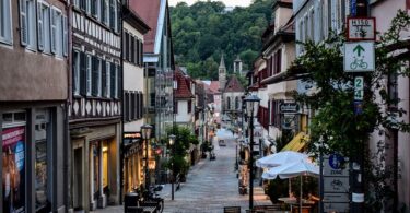 Top 10 best country in Europe to live and work 2025