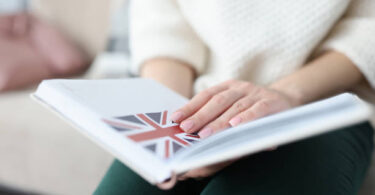 How to Apply for UK Student Visa Without IELTS in 2025